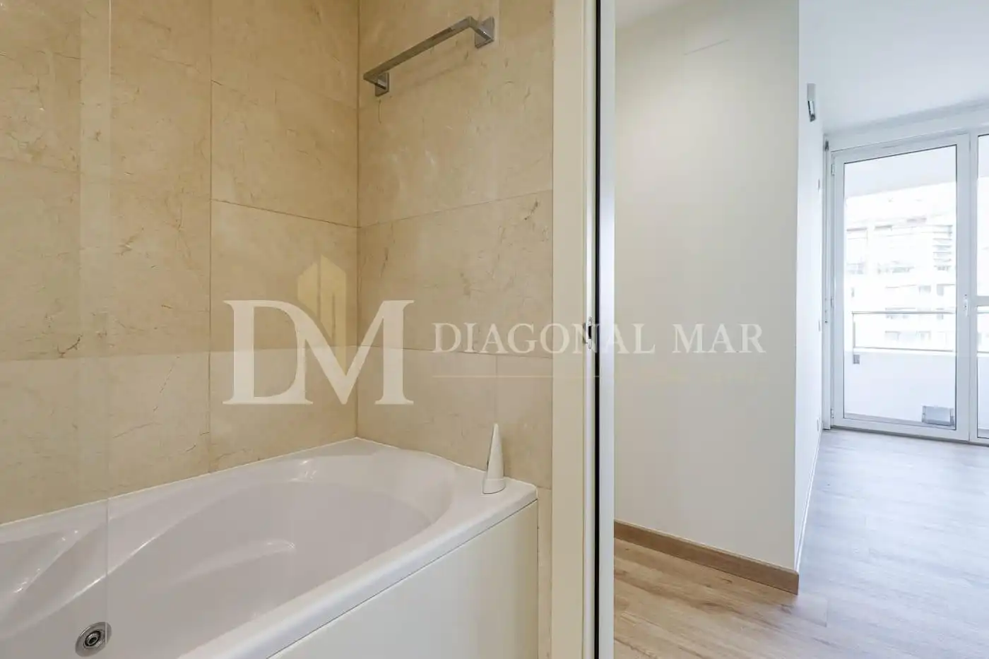 Baño de Piso en venta en Barcelona con Aire acondicionado, Calefacción y Terraza