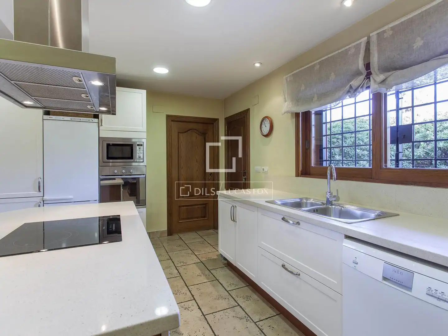 Cocina de Casa o chalet en venta en Paterna con Calefacción, Jardín privado y Terraza