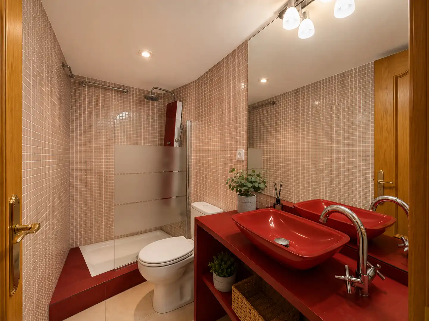 Baño de Piso en venta en Barcelona con Amueblado y Horno