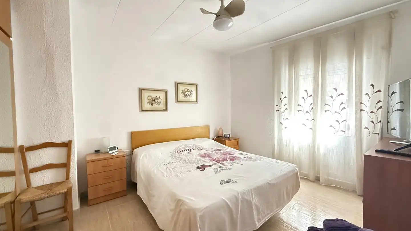Habitación de Planta baja en venta en Mataró con Aire acondicionado