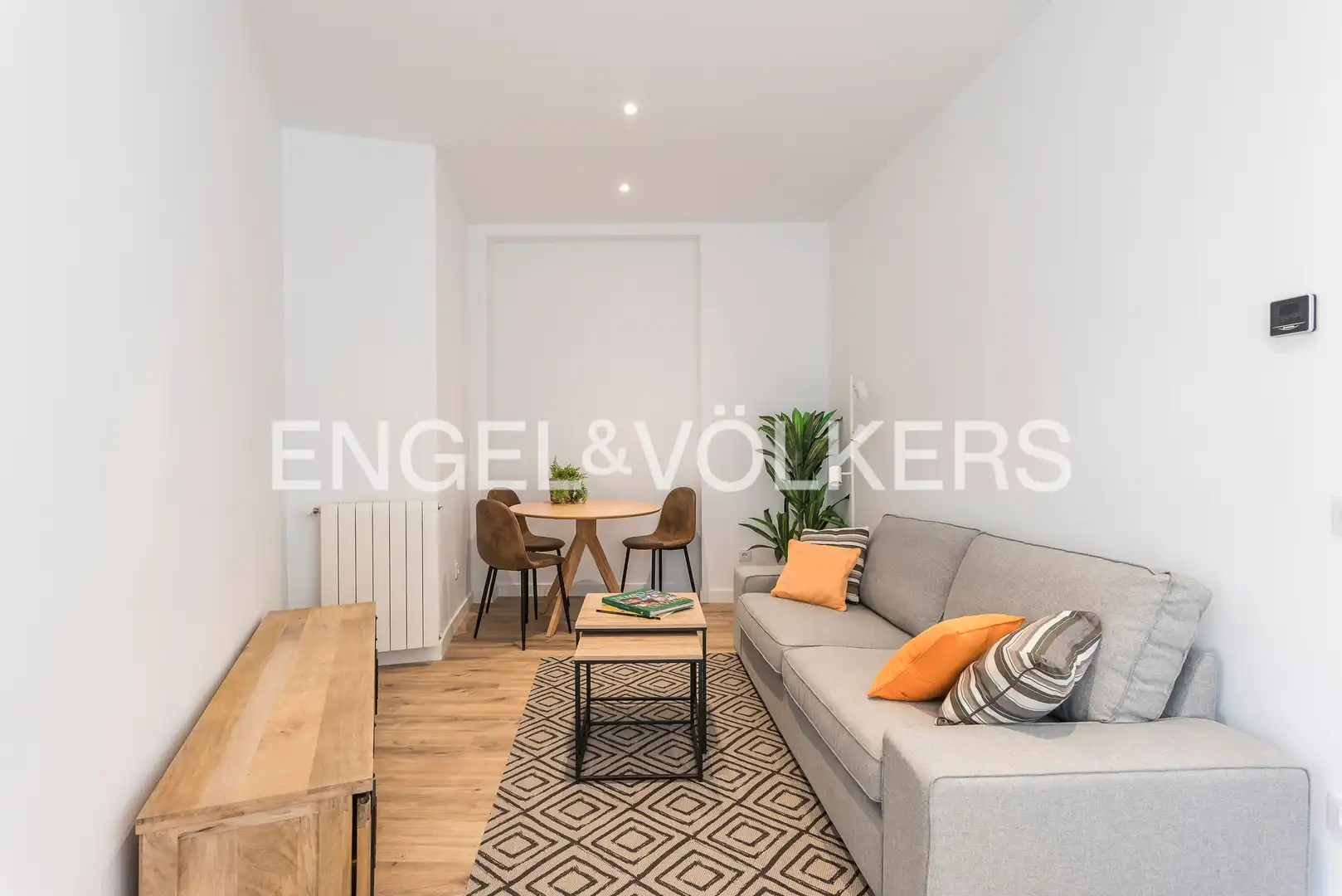 Wohnzimmer von Dachboden zur Miete in  Madrid Capital mit Klimaanlage, Heizung und Terrasse