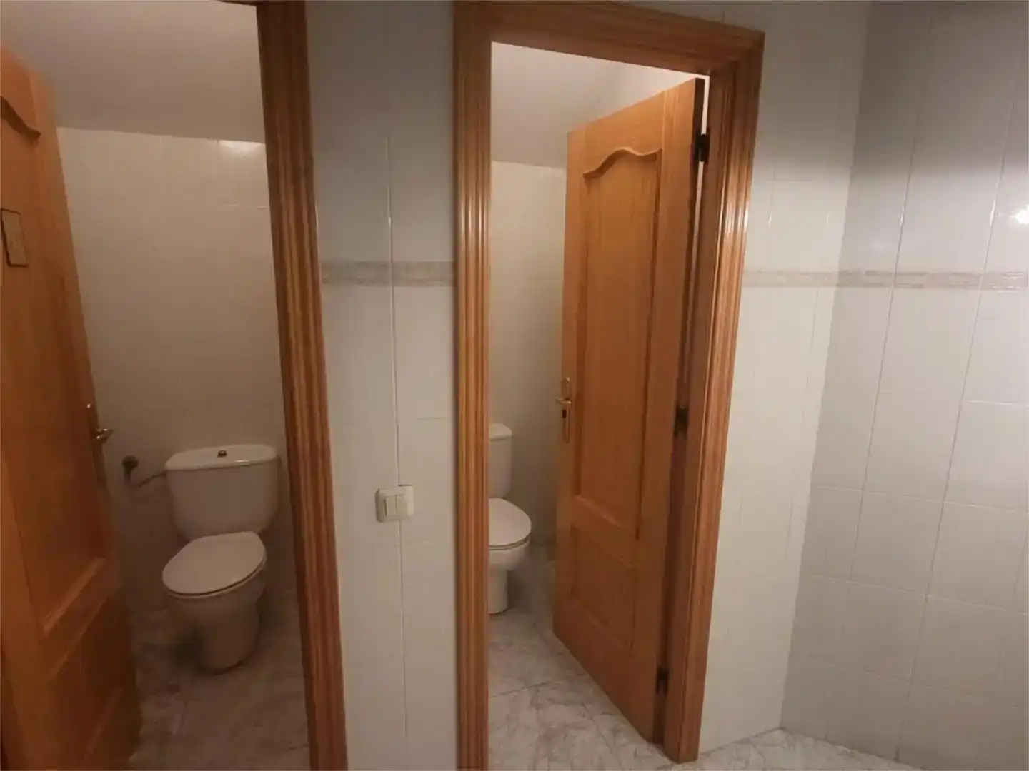 Baño de Local de alquiler en Mora