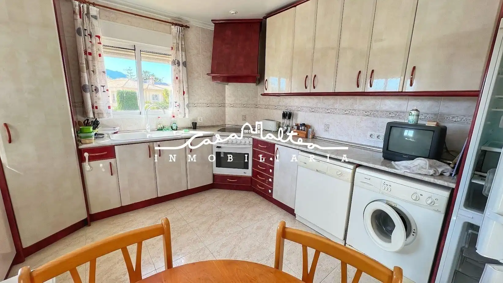 Cocina de Casa o chalet de alquiler en La Nucia con Aire acondicionado, Calefacción y Jardín privado