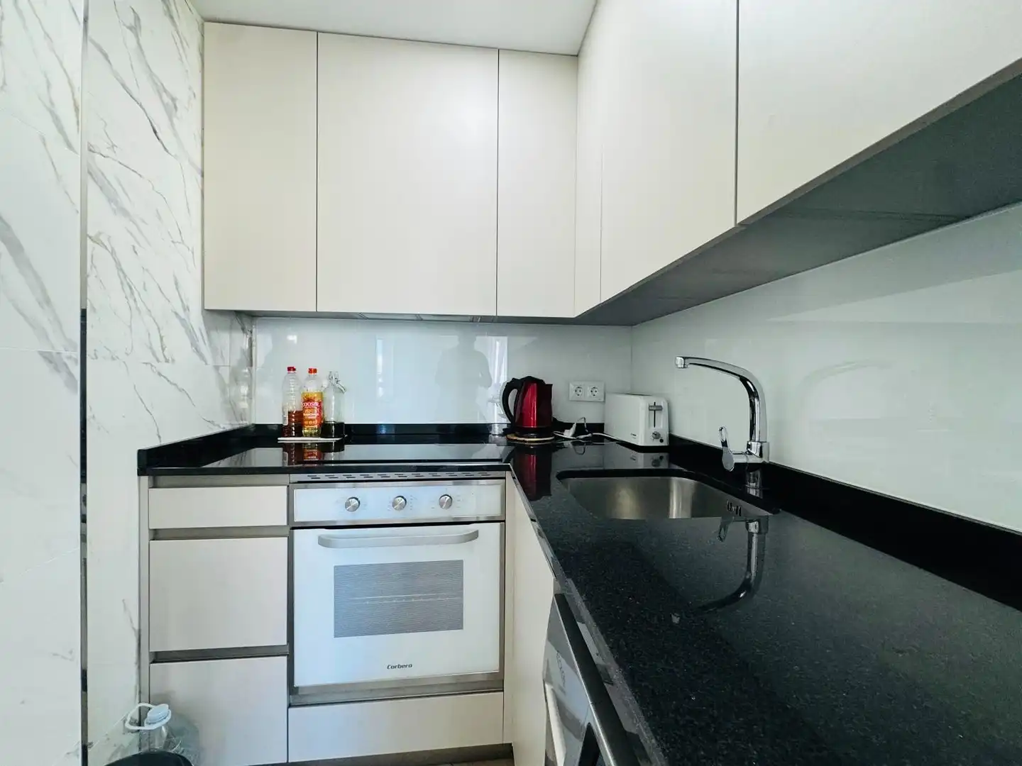 Cocina de Estudio en venta en Torrox con Aire acondicionado y Piscina comunitaria