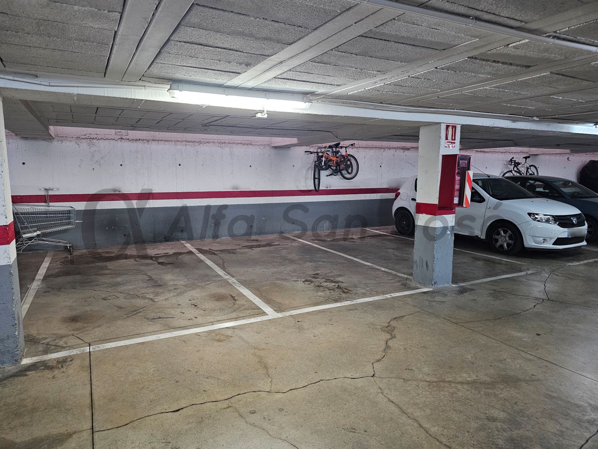 Parking de Garaje de alquiler en La Rinconada