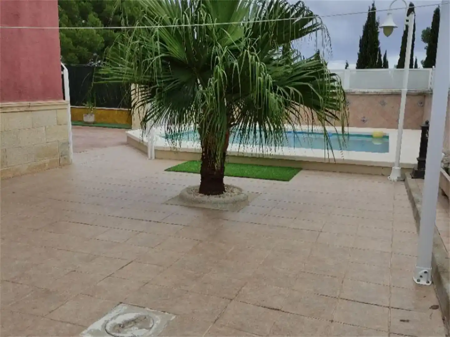 Piscina de Casa o xalet en venda en Yecla amb Aire condicionat, Jardí privat i Parquet