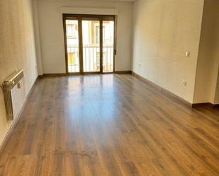 Living room of Office to rent in Segovia Capital  with Air Conditioner and Balcony