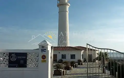 Vista exterior de Casa o chalet en venta en Torrox con Terraza