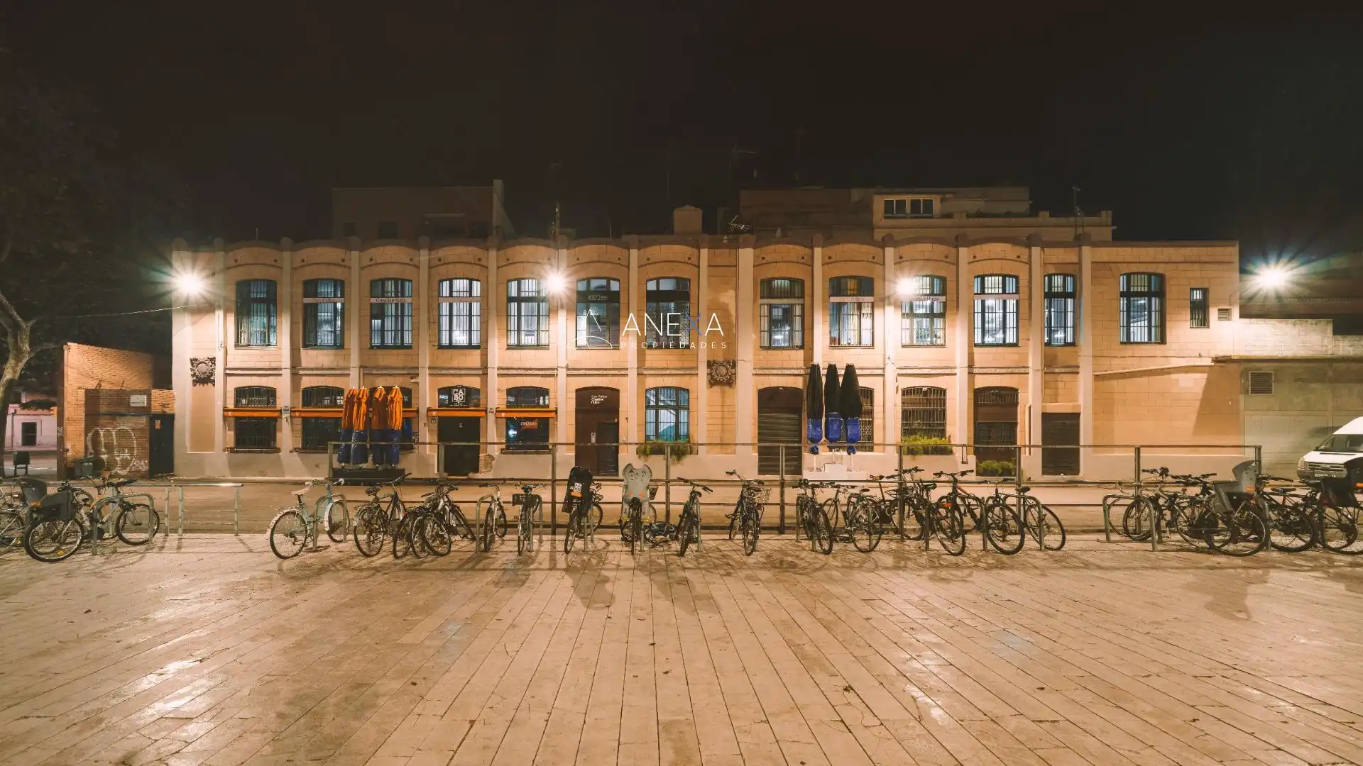 Exterior view of Office for rent in Barcelona