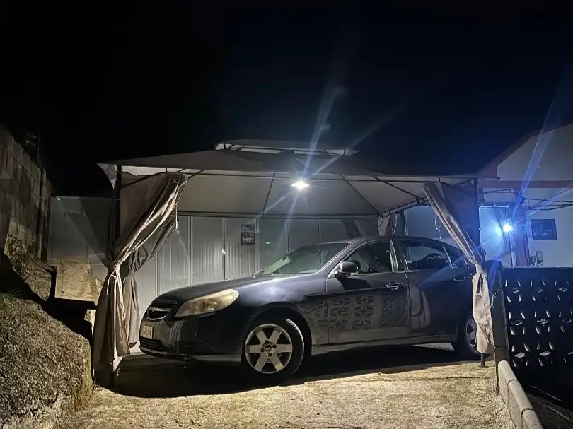 Aparcament de Casa adosada en venda en Lada