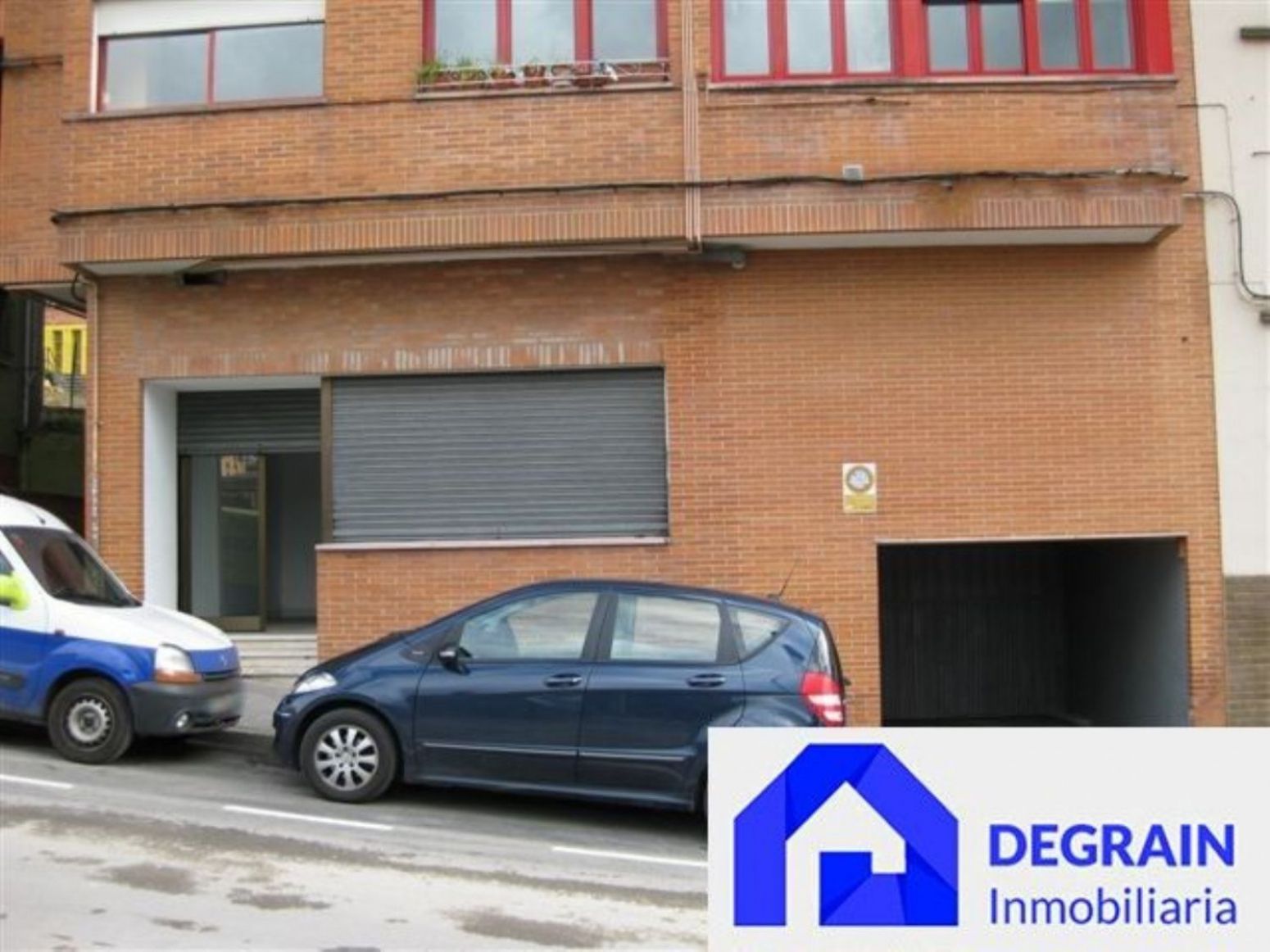 Exterior view of Premises for rent in Oviedo 