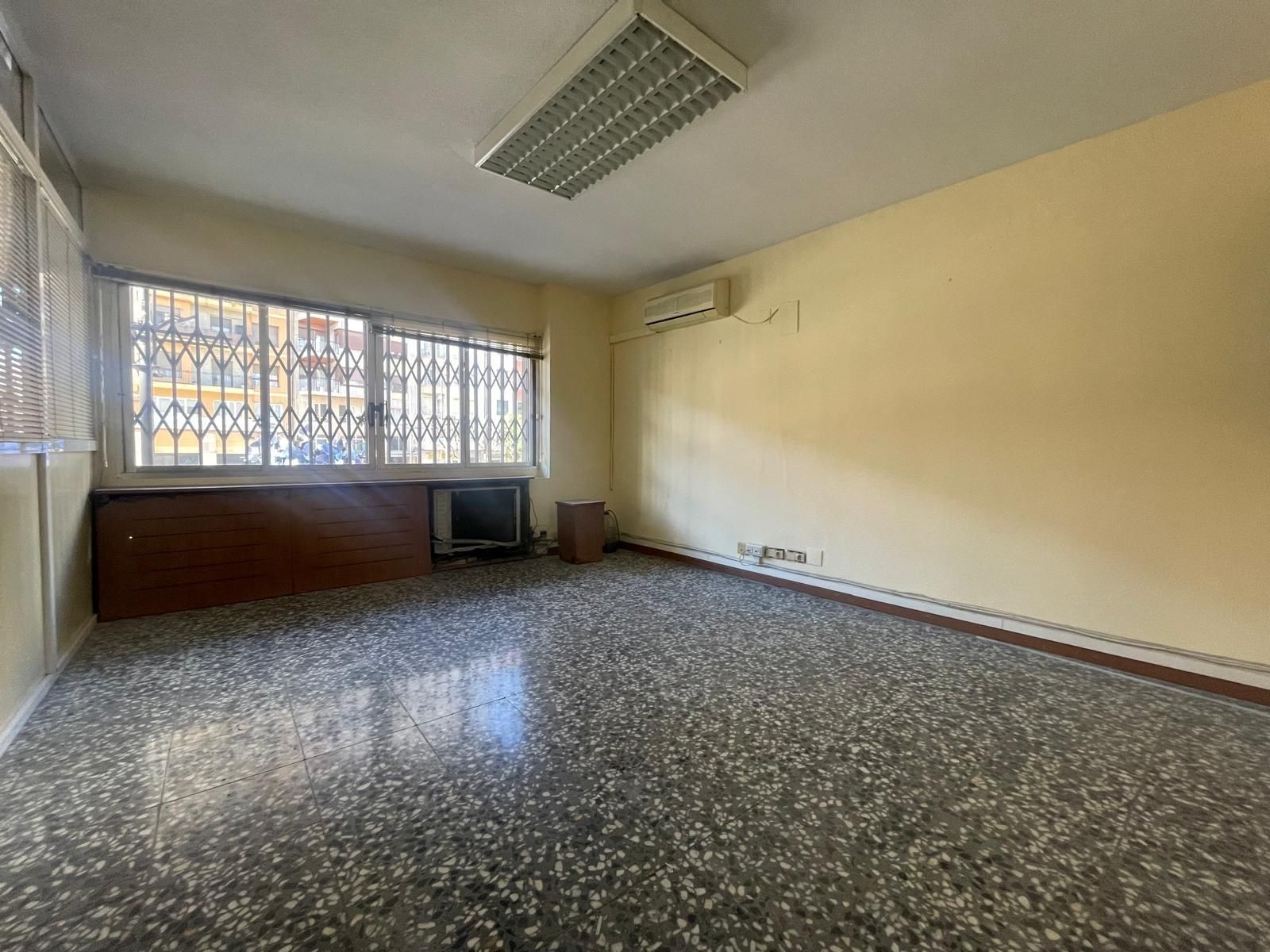Oficina de lloguer a Casco Histórico, Centro