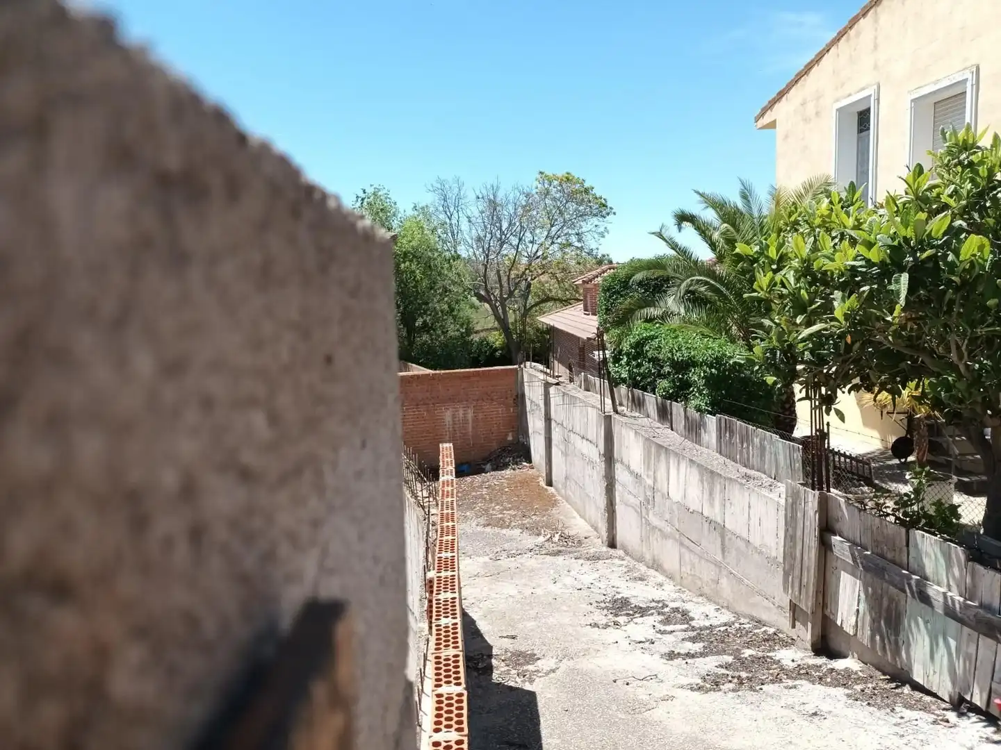 Vista exterior de Edificio en venta en El Burgo de Ebro