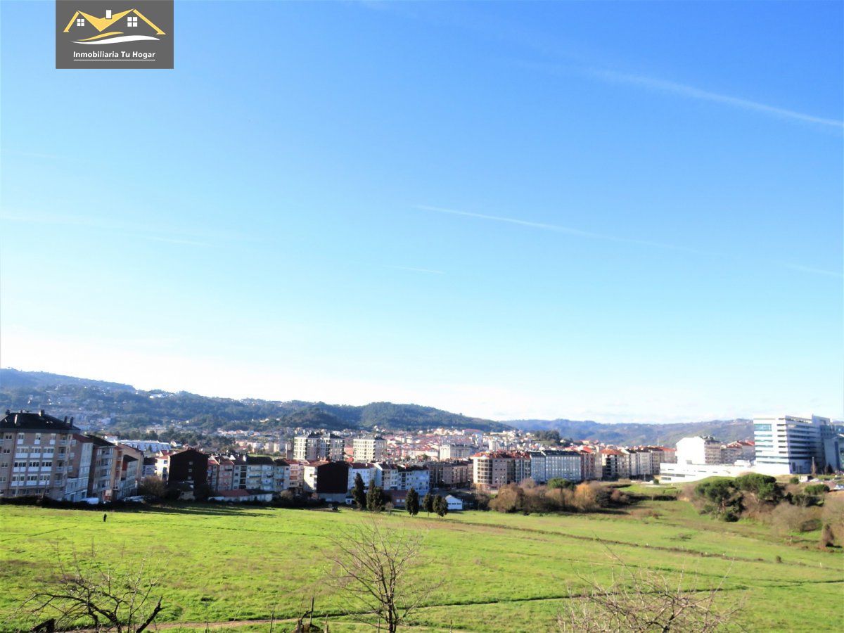 Vista exterior de Casa o xalet en venda en Ourense Capital  amb Calefacció, Traster i Balcó