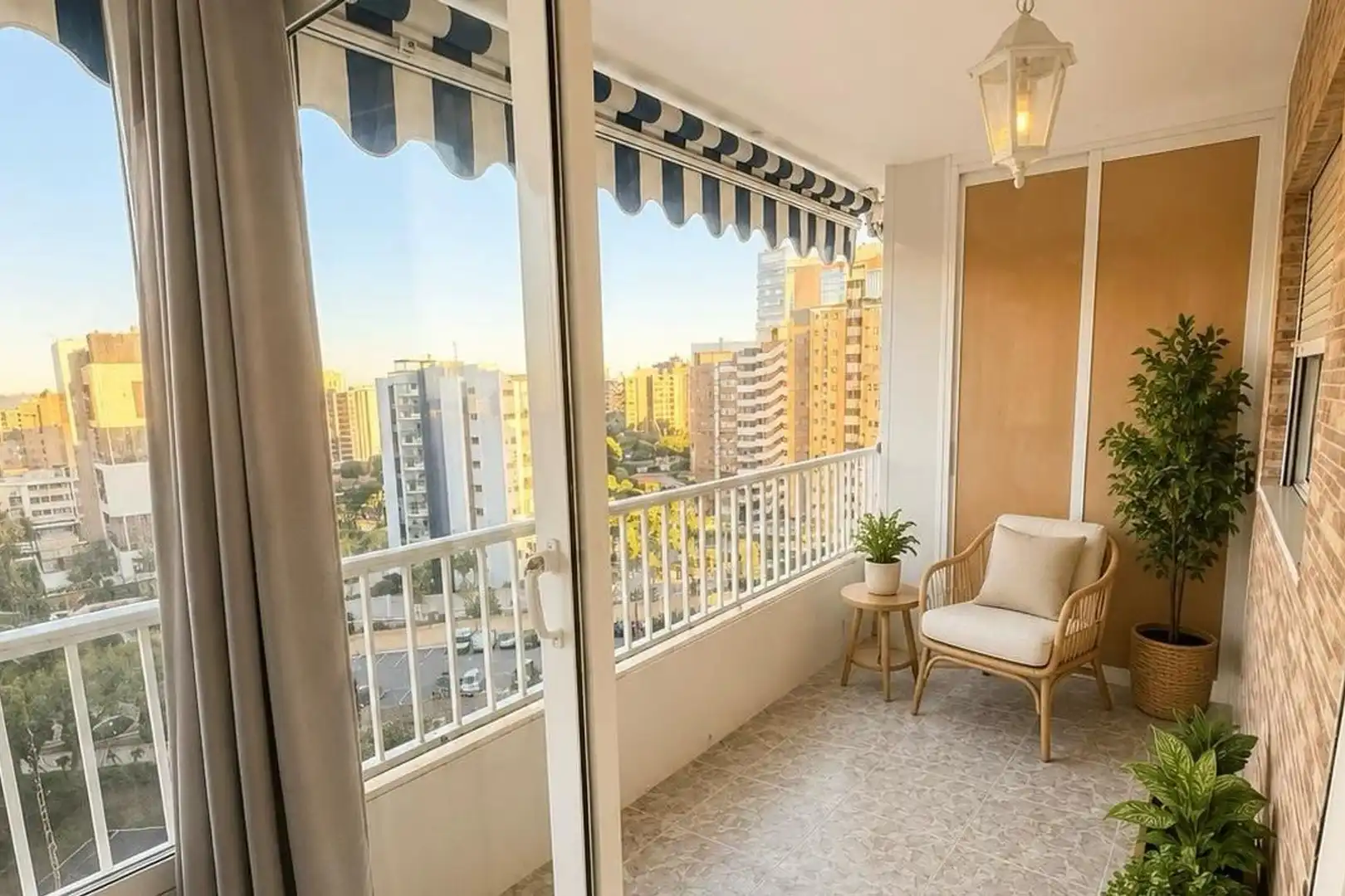 Balcony of Apartments for sale in Alicante / Alacant  with Balcony