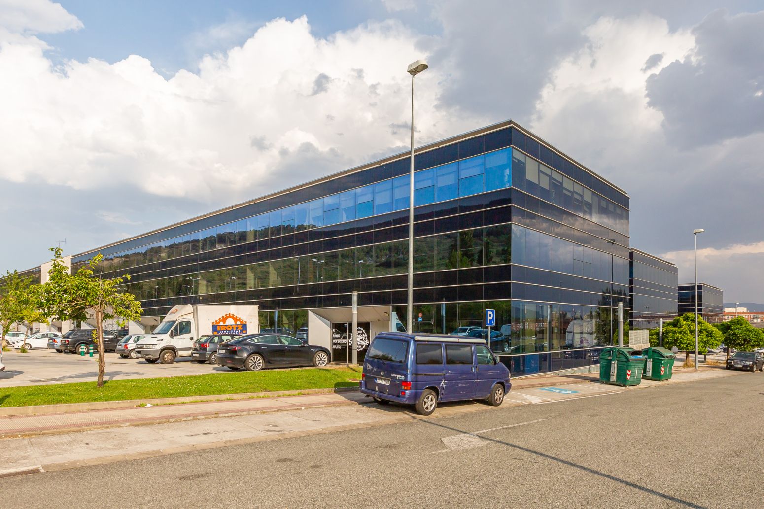 Exterior view of Office to rent in Ansoáin / Antsoain  with Heating and Storage room