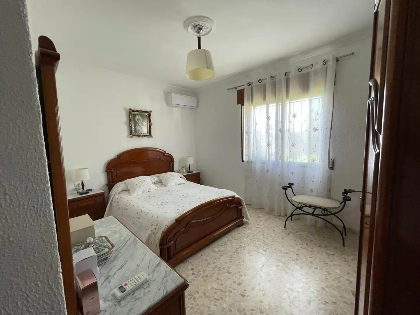 Dormitori de Finca rústica en venda en Tarifa amb Aire condicionat, Calefacció i Jardí privat