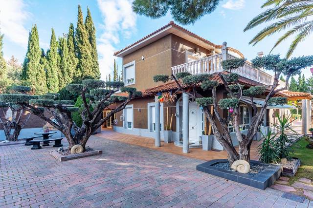 Casa-chalet en Venta en Campo Alto - Club de Campo