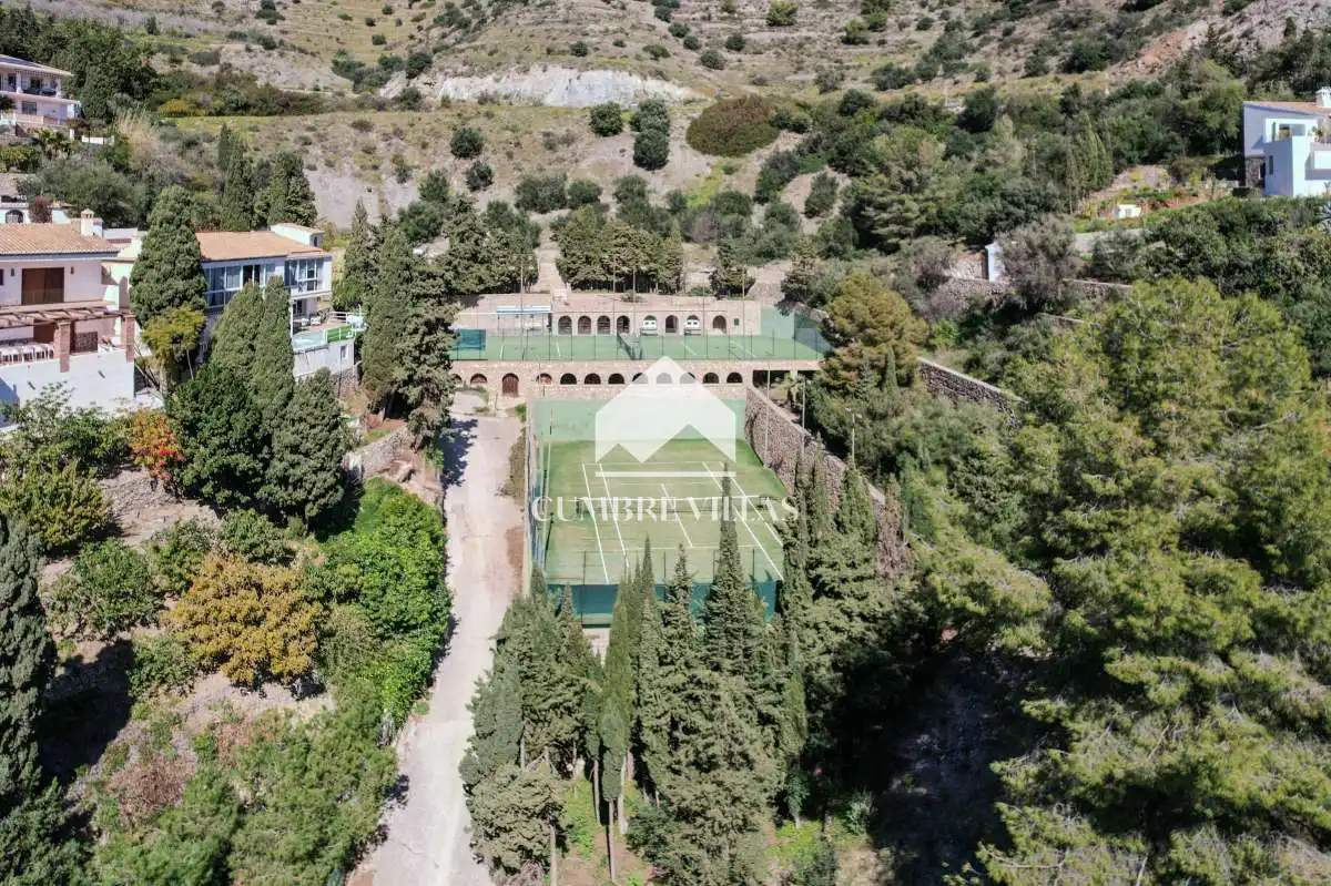 Jardí de Casa o xalet en venda en Almuñécar amb Calefacció, Jardí privat i Terrassa