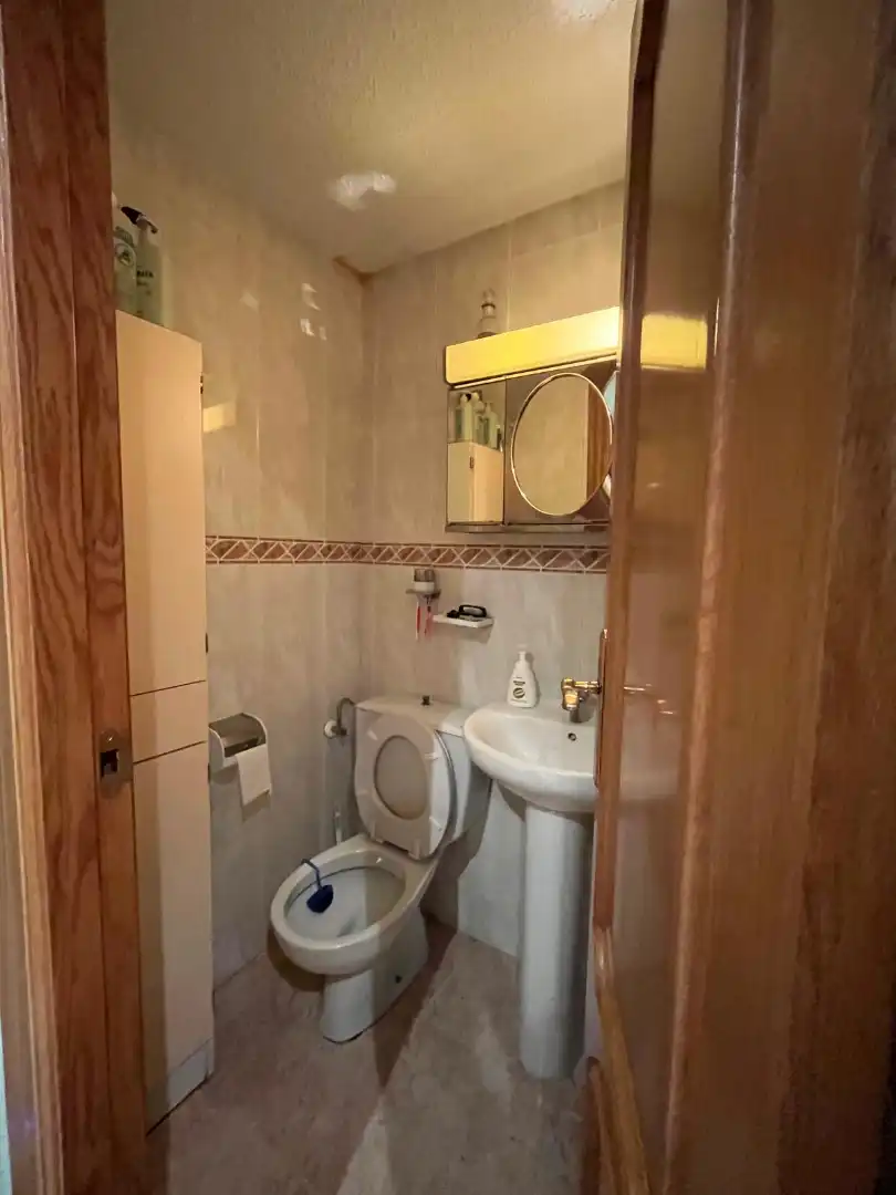 Bathroom of Flat for sale in Elda  with Air Conditioner and Furnished