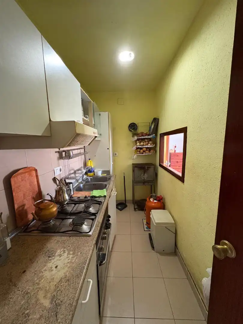 Cuina de Pis en venda en Girona amb Aire condicionat, Calefacció i Terrassa