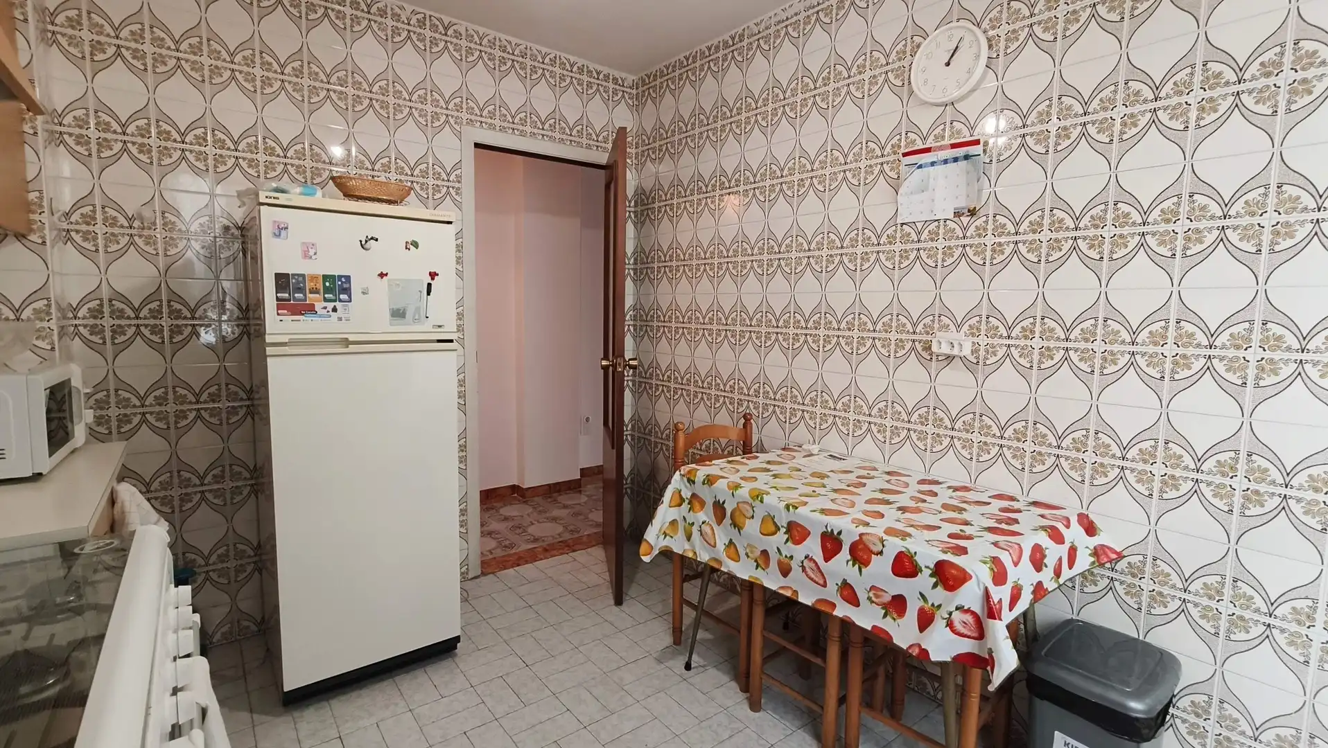 Cuina de Pis de lloguer en A Coruña Capital  amb Parquet i Moblat