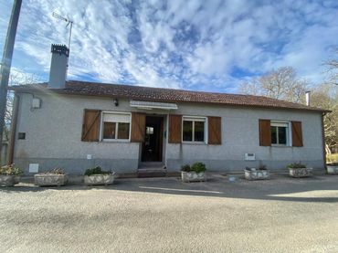 Casa amb balcó en venda a Boborás