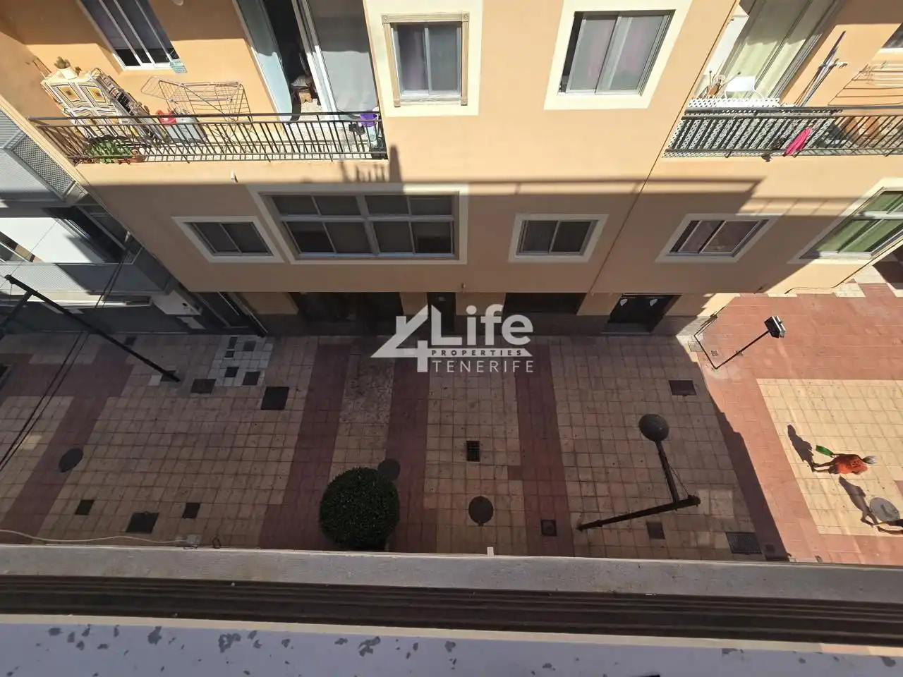 Vista exterior de Piso en venta en Arona con Terraza