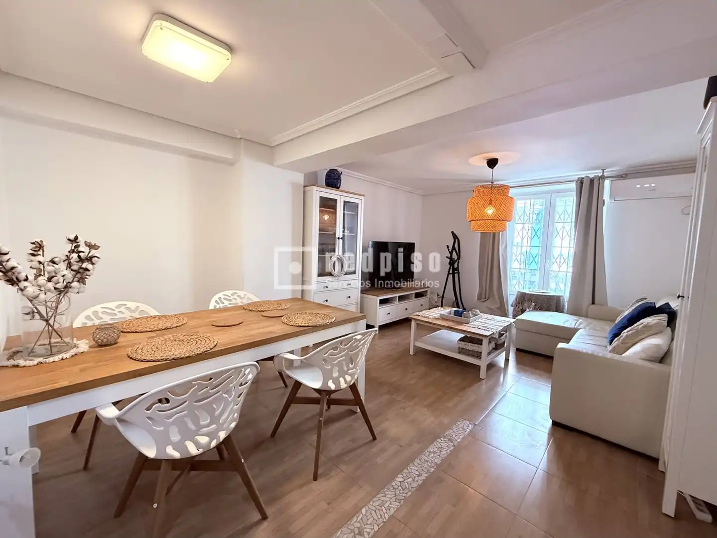 Living room of Flat for sale in Valencia  with Air Conditioner and Terrace
