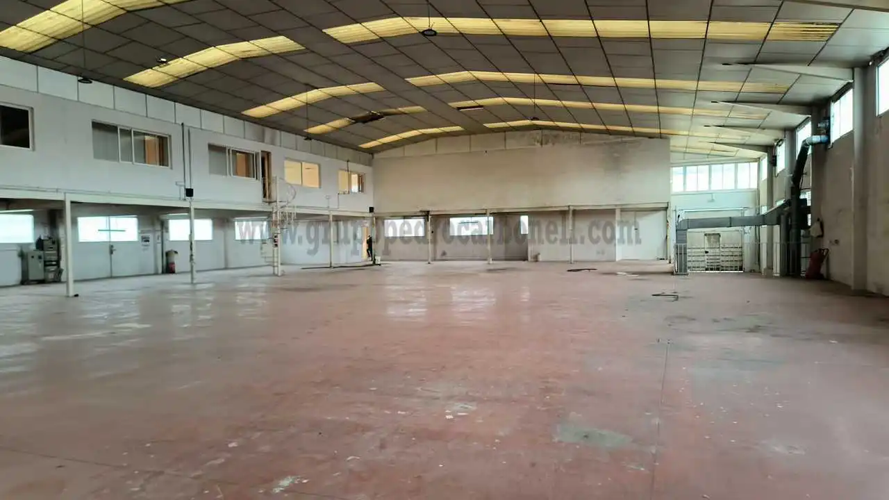 Nau industrial en venda a Crevillent, imagen 2