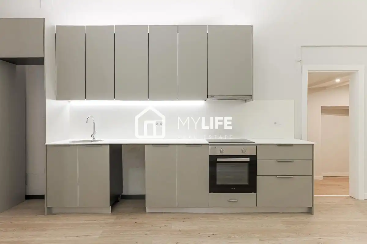 Cocina de Planta baja en venta en Barcelona con Aire acondicionado y Parquet