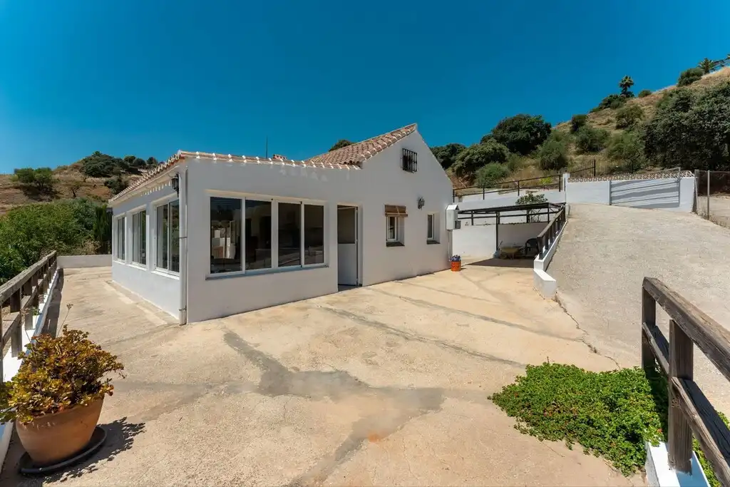 Casa rústica amb piscina en venda a Monda, imagen 35