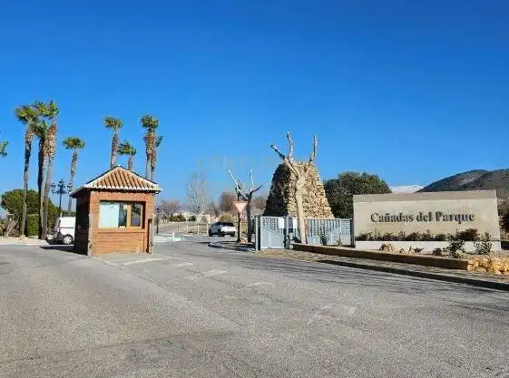 Terreno residencial en venta en CL NEVADA 79 N2-1(F)DILAR (GRANADA)