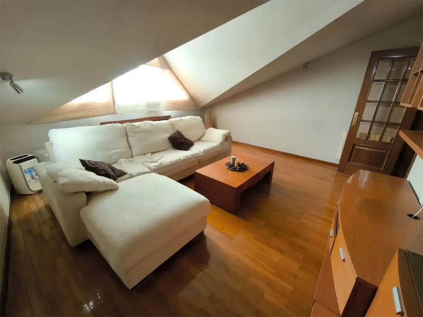Sala de estar de Casa adosada en venta en Vigo  con Parquet, Trastero y Amueblado