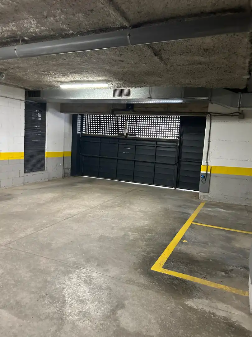Individual with lift for sale in Carrer Mestre Josep Simón 11, imagen 4