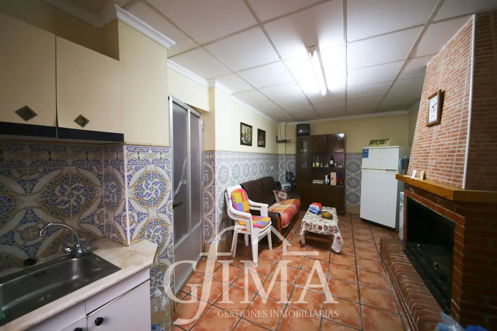 Kitchen of Houses for sale in Tomelloso  with Air Conditioner, Heating and Terrace