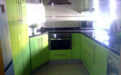 Kitchen of Apartment for sale in Algeciras  with Air Conditioner