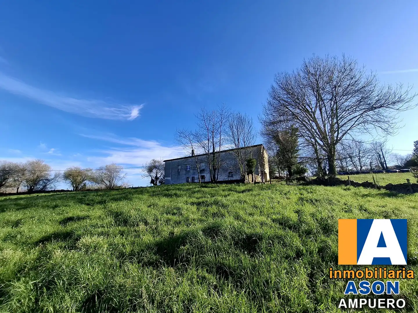 Casa o chalet en venta en Ampuero con Jardín privado, Terraza y Amueblado