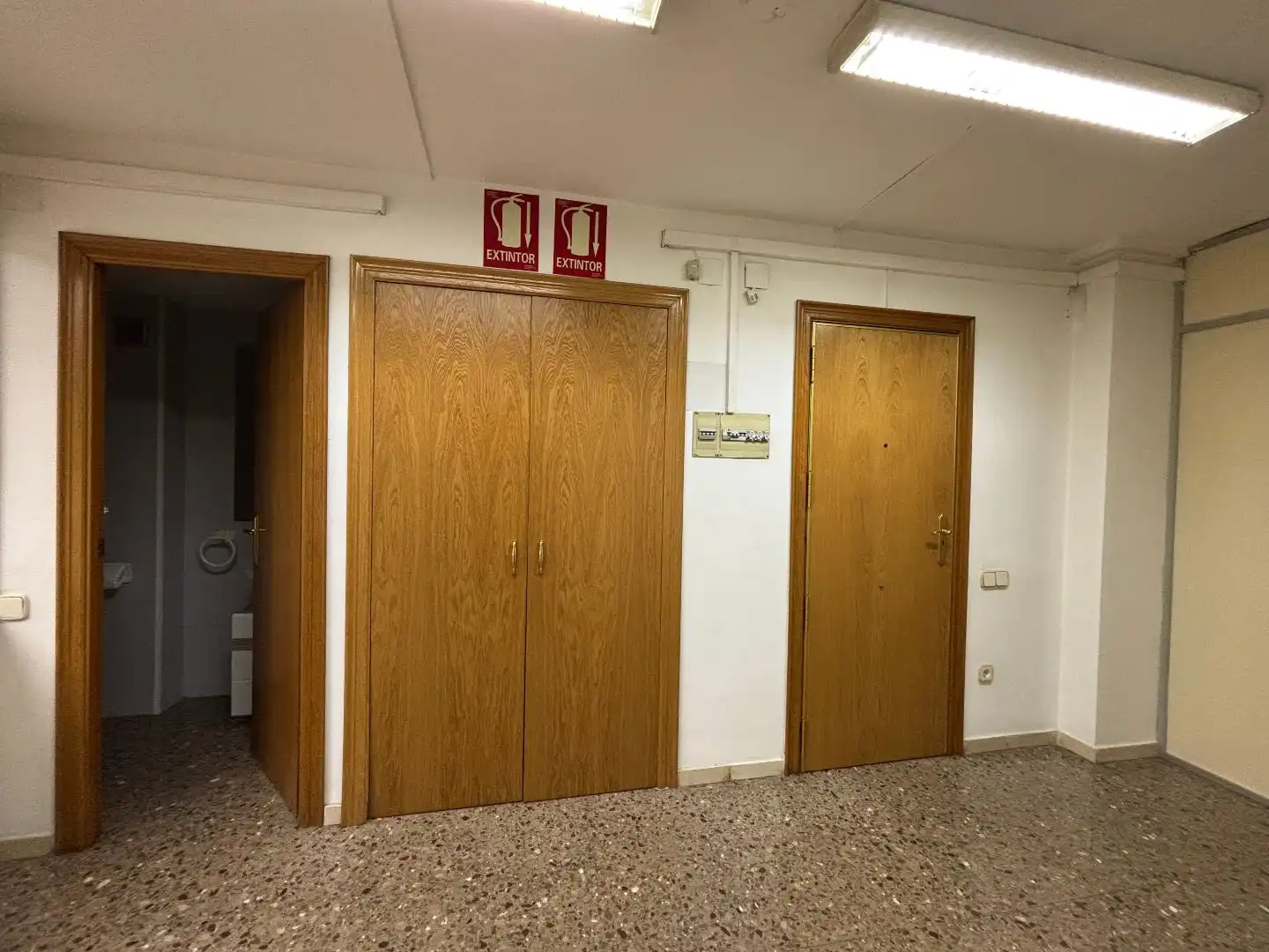 Büro mit Aufzug zum Verkauf in Doctor Cistaré 39