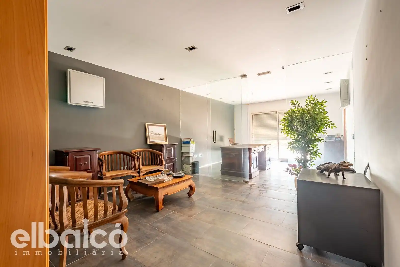 Büro zum Verkauf in Cambrils mit Klimaanlage, Heizung und Terrasse