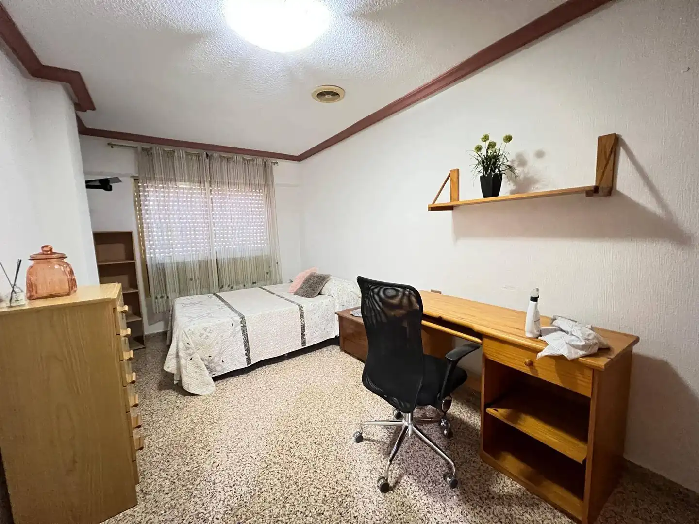 Habitación de Piso de alquiler en Alicante / Alacant