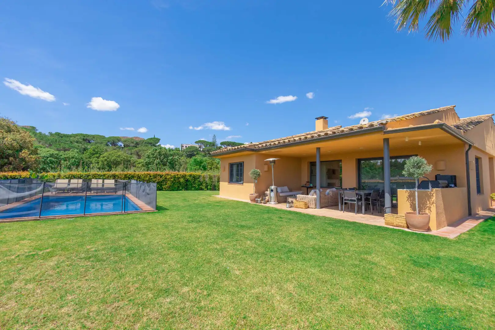 Jardí de Casa o xalet en venda en Sant Vicenç de Montalt amb Aire condicionat, Calefacció i Jardí privat