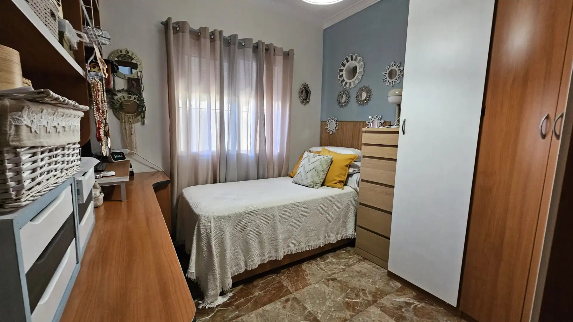 Dormitori de Casa o xalet en venda en Jerez de la Frontera amb Jardí privat i Traster