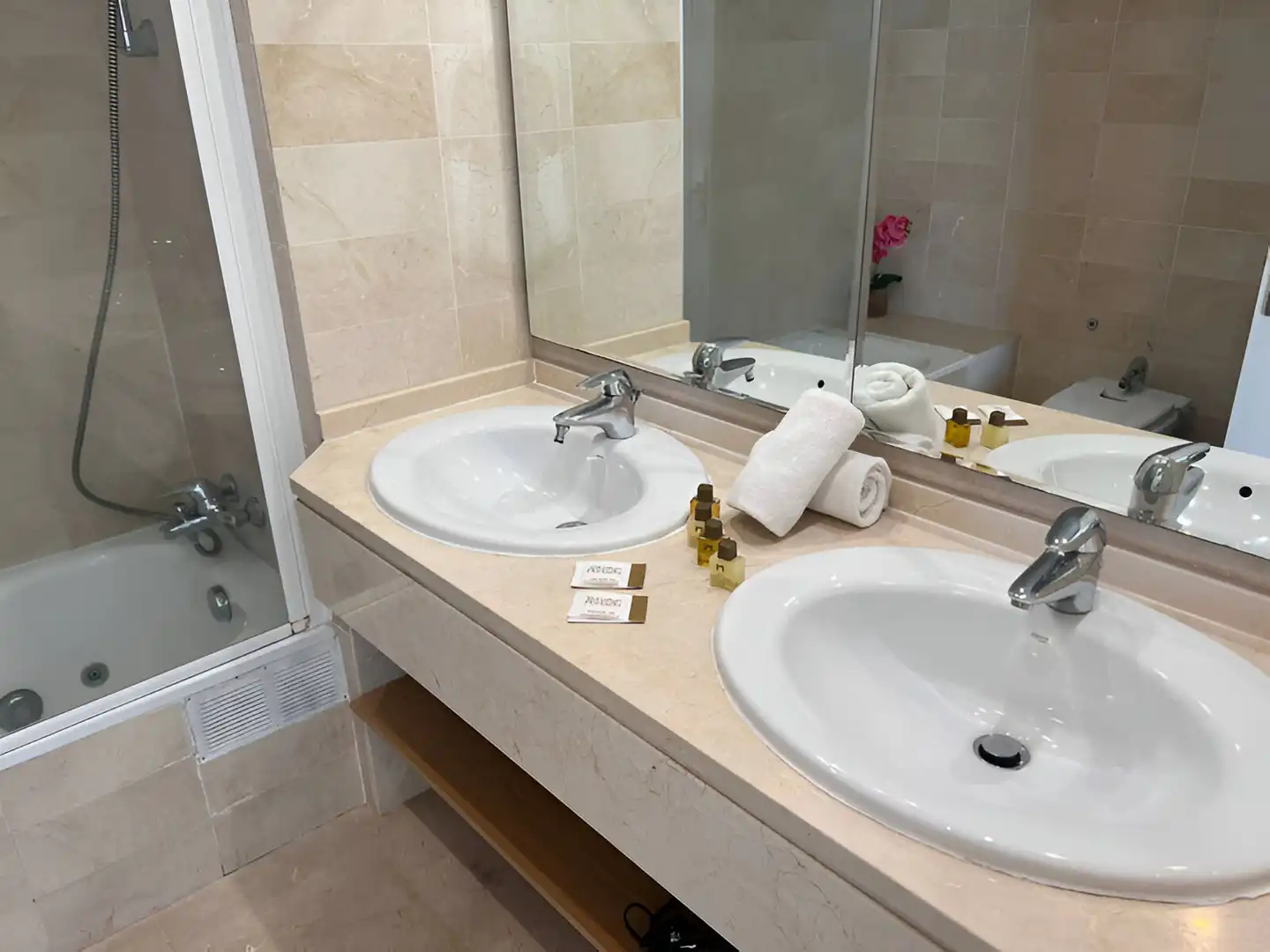 Àtic amb piscina en venda a Milla de Oro, imagen 8