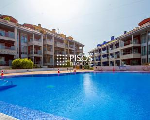 Swimming pool of Apartment to rent in Sanxenxo