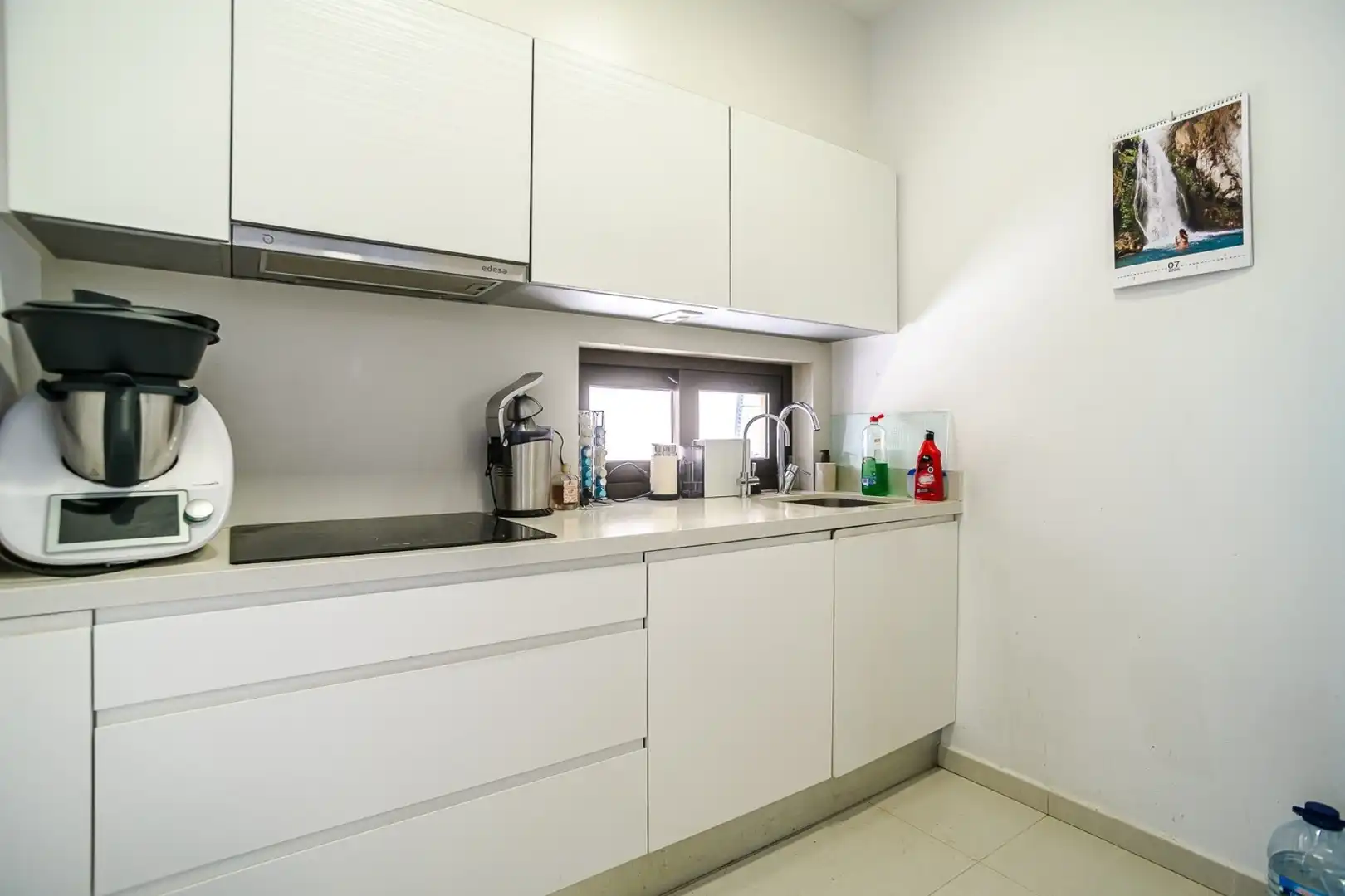 Flat with terrace for sale in Guardamar Playa, imagen 5