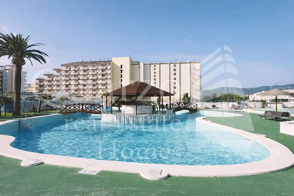 Piscina de Apartamento en venta en Peñíscola / Peníscola con Aire acondicionado, Calefacción y Amueblado