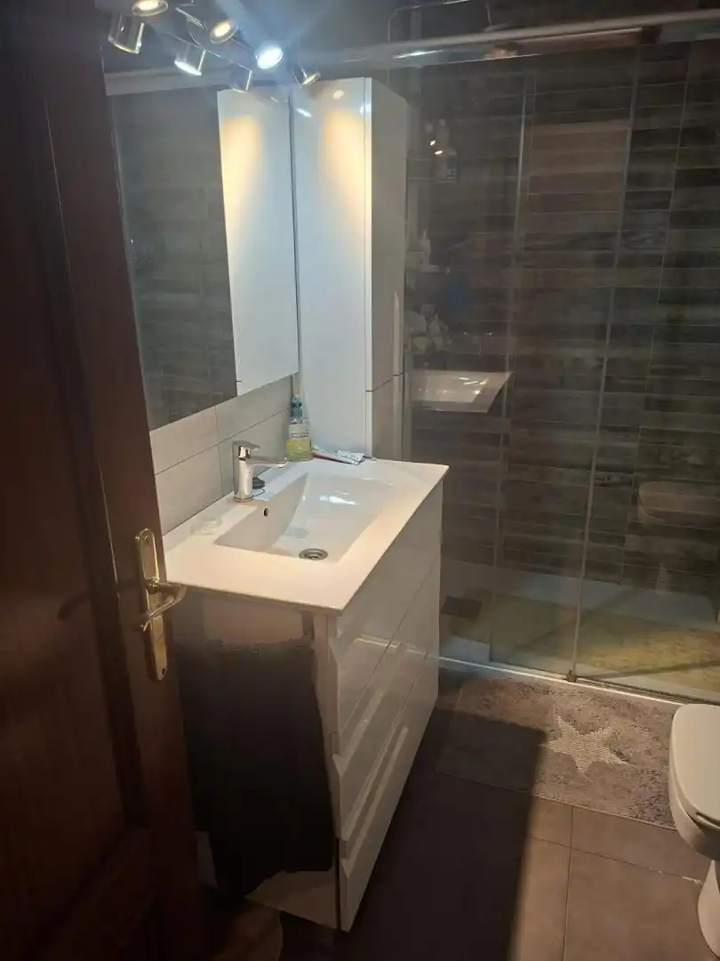 Baño de Casa o chalet en venta en Sabadell con Calefacción, Parquet y Terraza