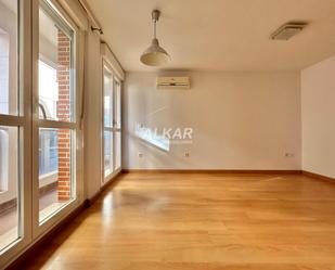 Living room of Flat for sale in Tudela  with Air Conditioner and Terrace