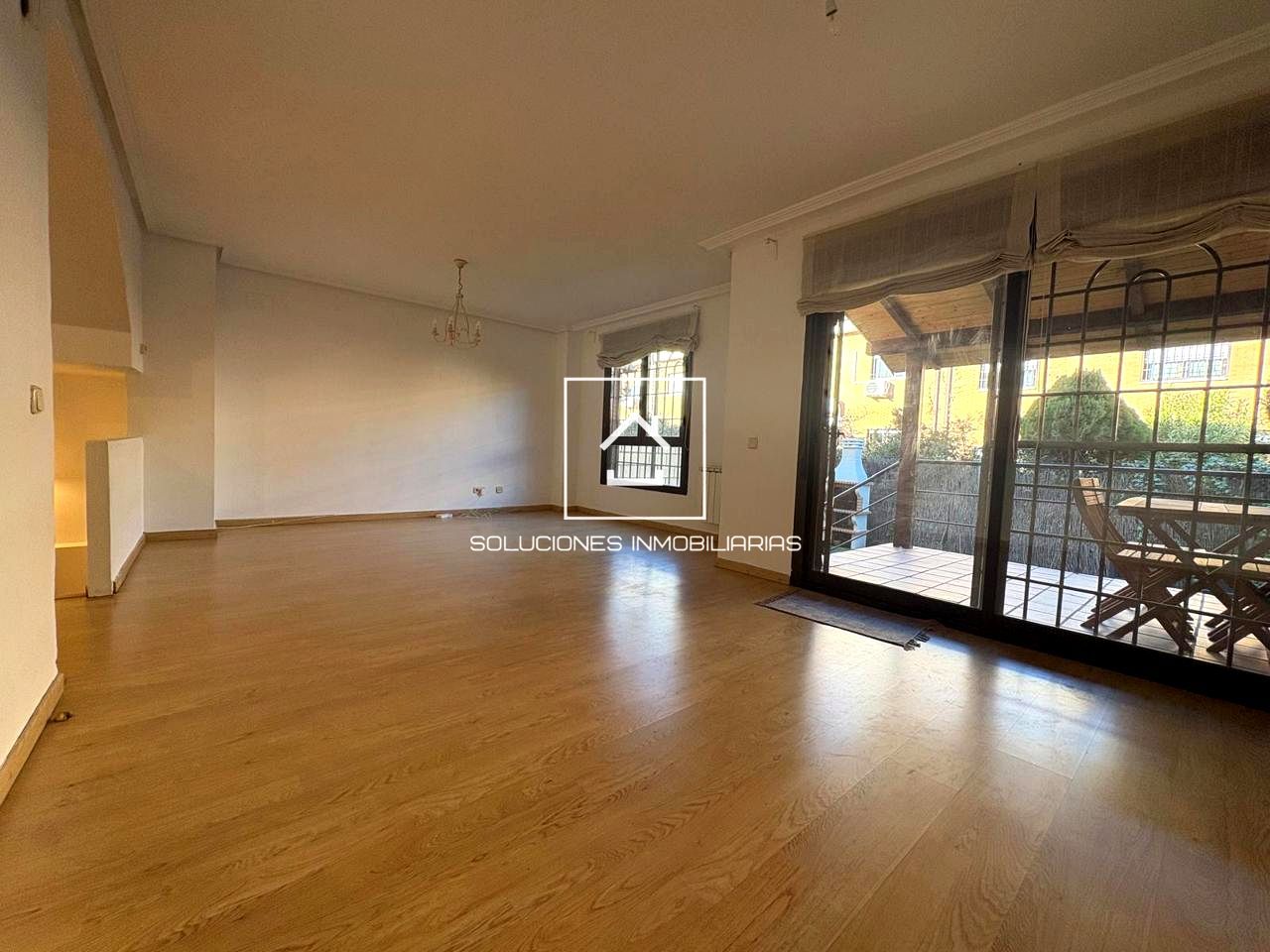 Exterior view of Houses for sale in Valdemoro  with Air Conditioner, Private garden and Terrace